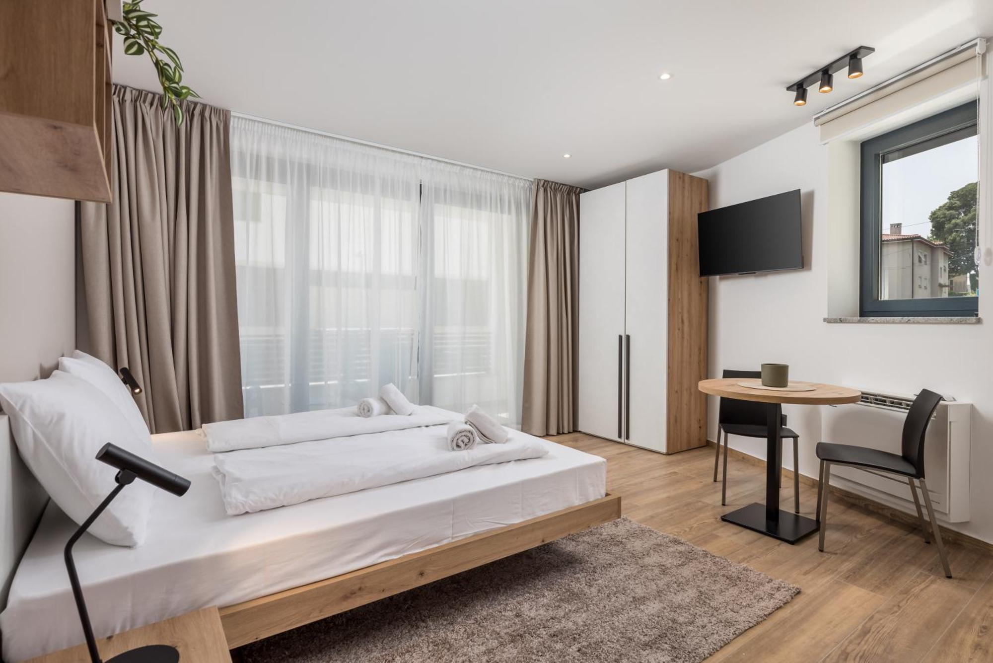 Belinda Apartments With Balcony Opatija Bagian luar foto