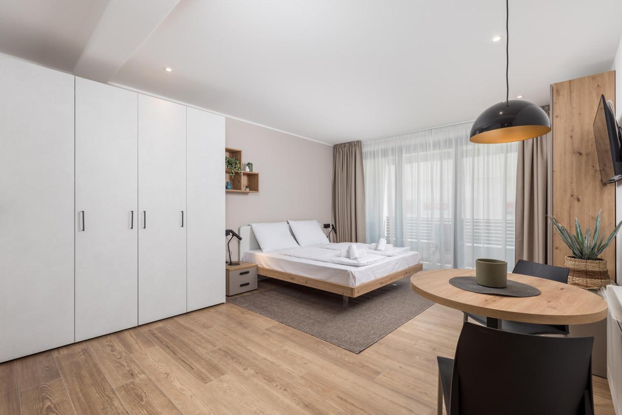 Belinda Apartments With Balcony Opatija Bagian luar foto