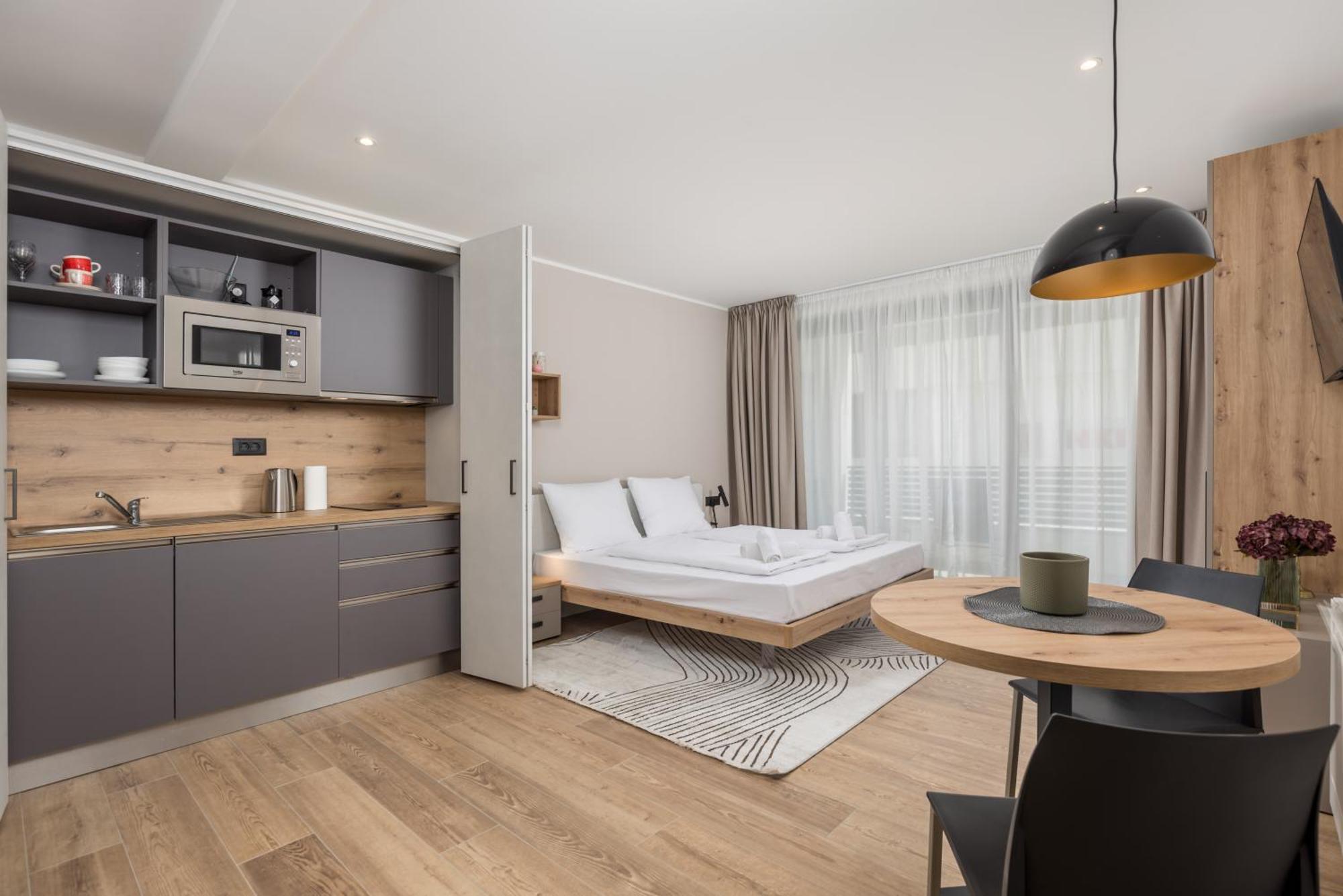 Belinda Apartments With Balcony Opatija Bagian luar foto