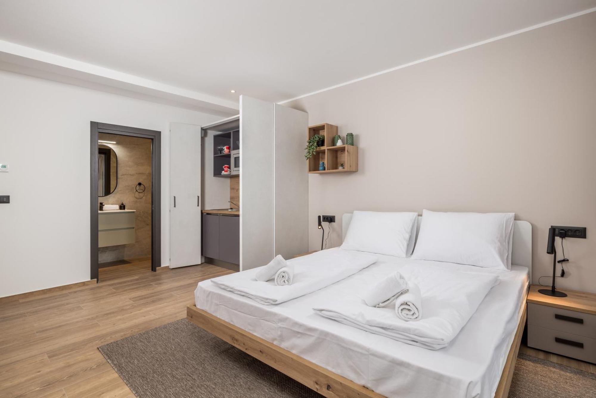 Belinda Apartments With Balcony Opatija Bagian luar foto