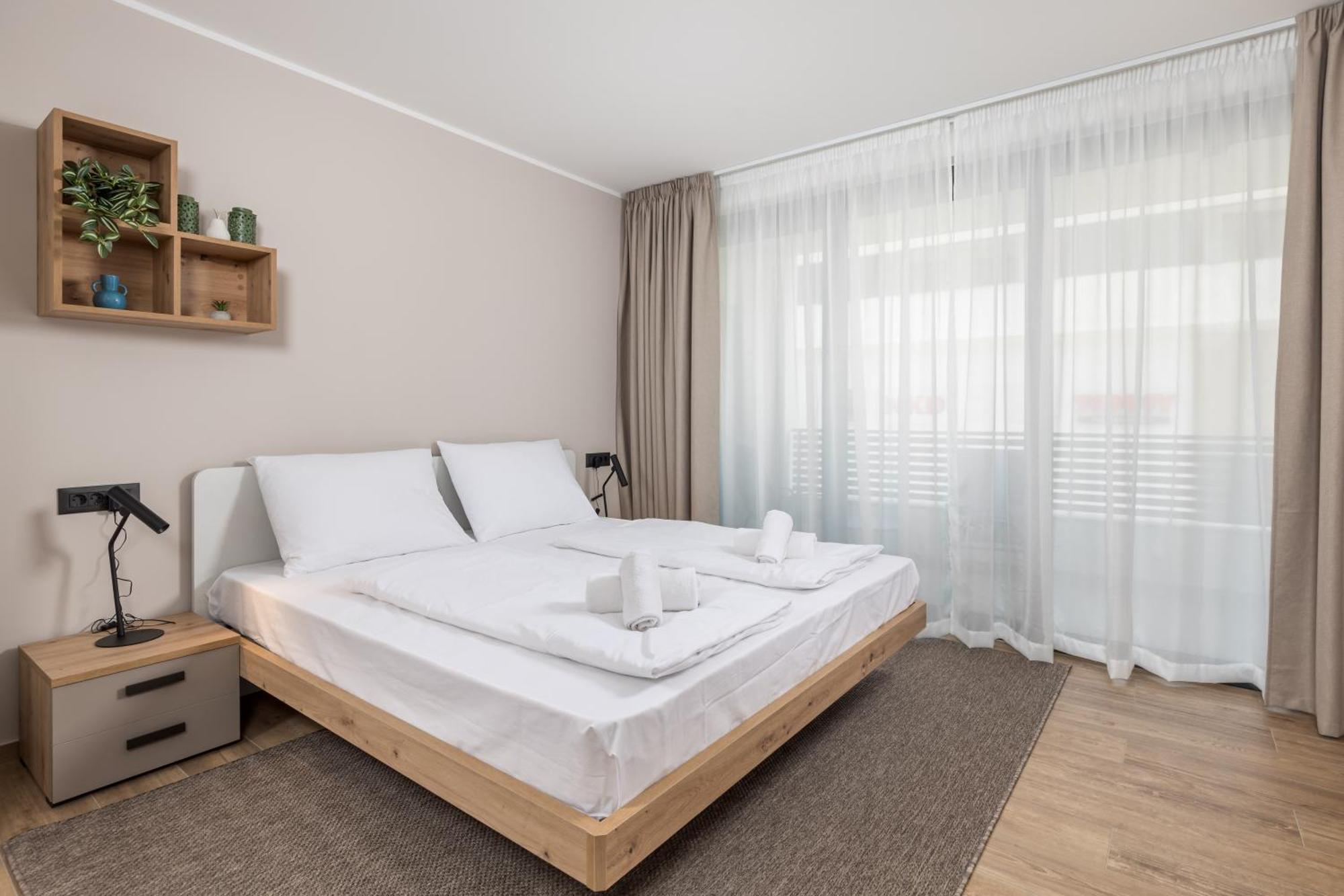 Belinda Apartments With Balcony Opatija Bagian luar foto