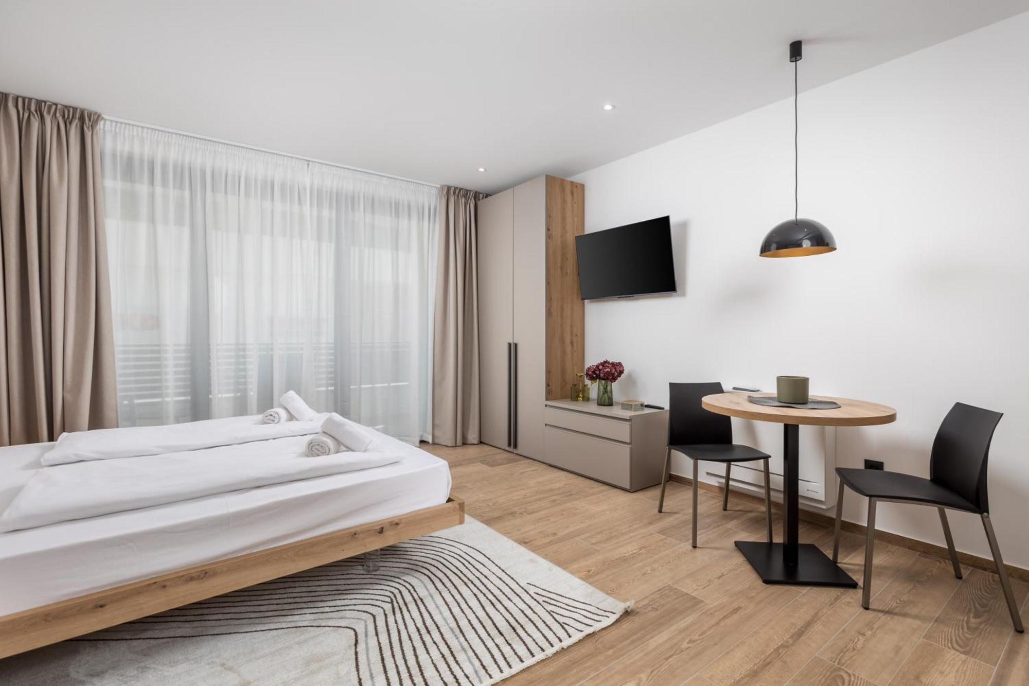 Belinda Apartments With Balcony Opatija Bagian luar foto