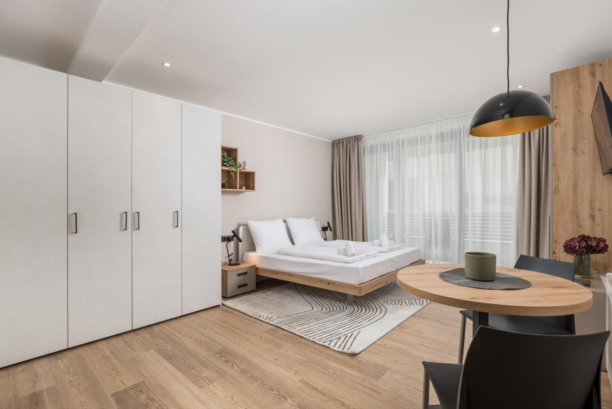 Belinda Apartments With Balcony Opatija Bagian luar foto