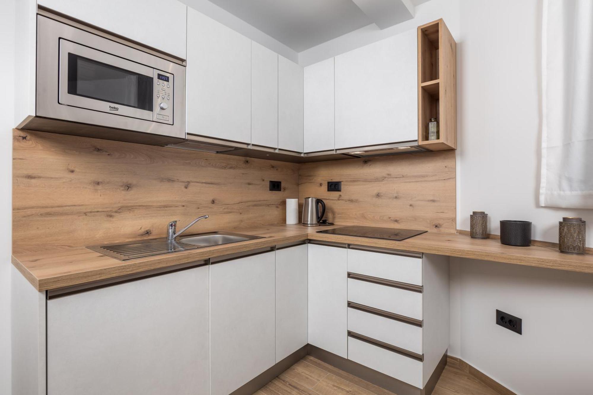 Belinda Apartments With Balcony Opatija Bagian luar foto