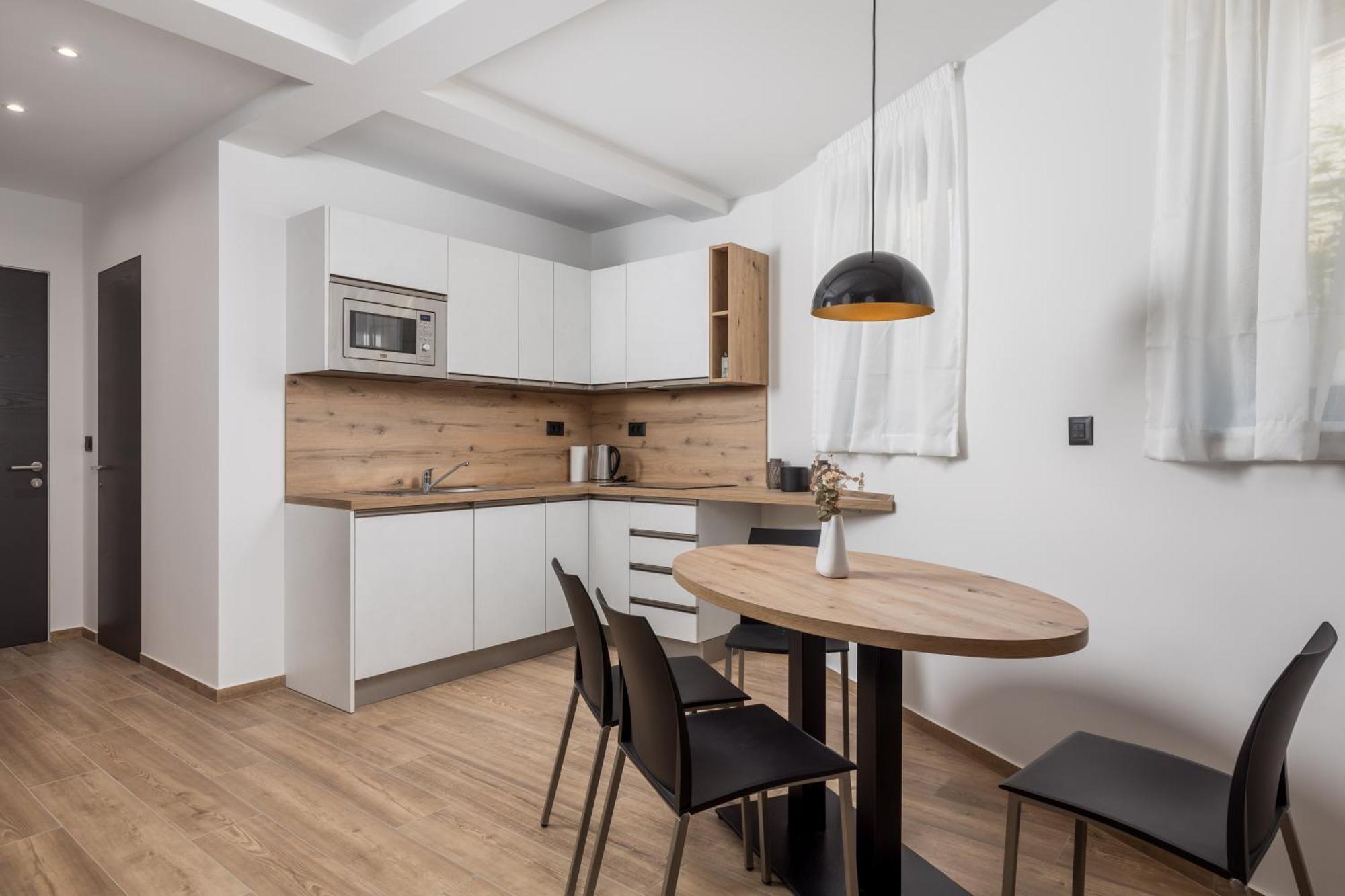 Belinda Apartments With Balcony Opatija Bagian luar foto